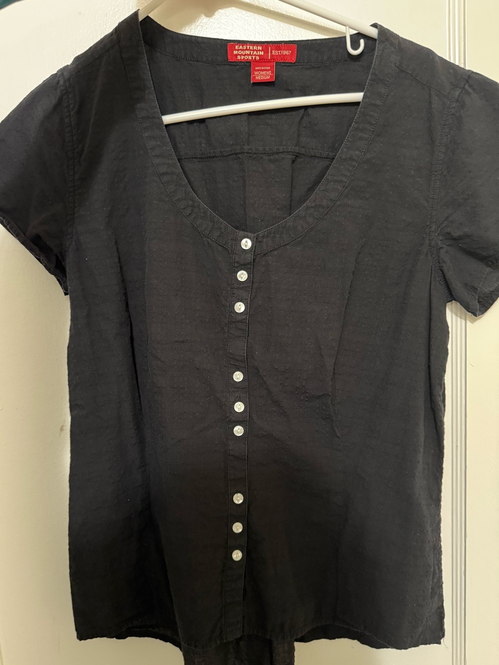 Eastern Mountain Sports Black Short-Sleeve Button-Front Top
